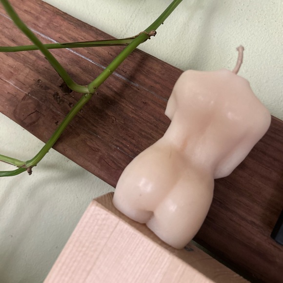 Soy Wax Candle Body. - Picture 3 of 3